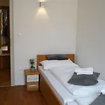 Sneznik Castle Estate 아파트호텔 3*