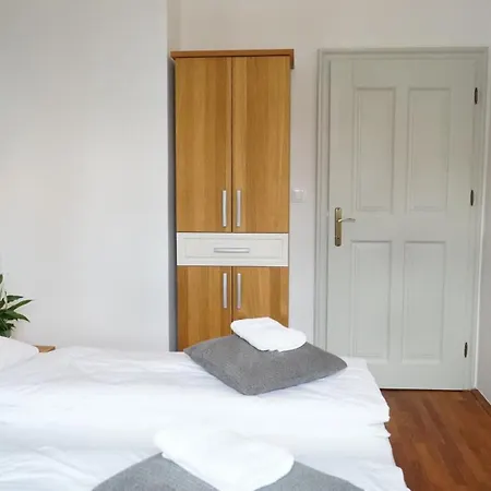 Aparthotel Sneznik Castle Estate