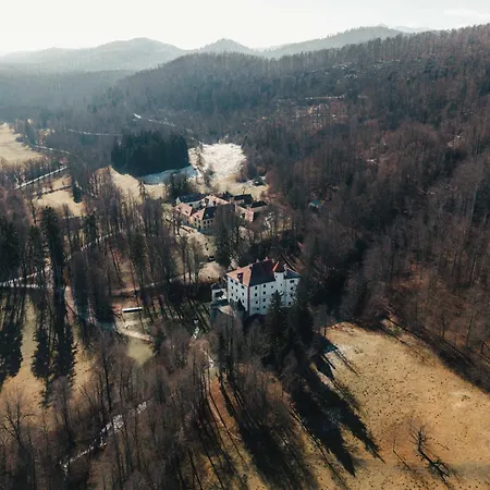 Sneznik Castle Estate 3* Stari Trg pri Lozu