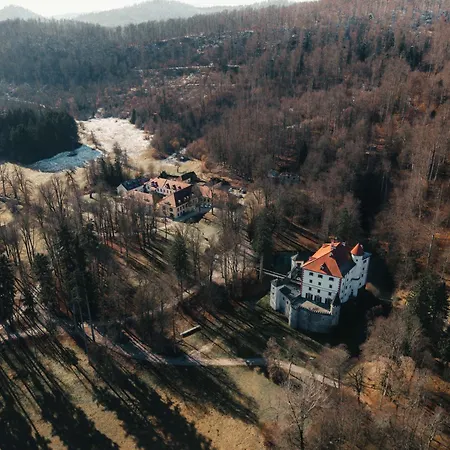 Sneznik Castle Estate Stari Trg pri Lozu