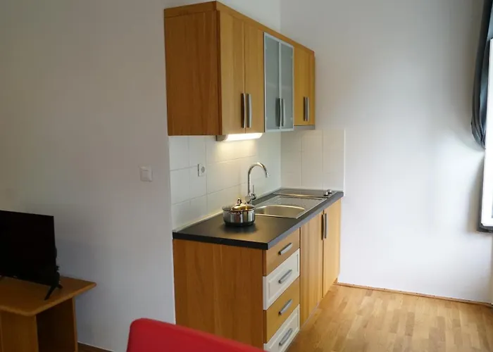 Sneznik Castle Estate 3* Stari Trg pri Lozu