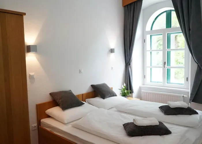 Sneznik Castle Estate Stari Trg pri Lozu