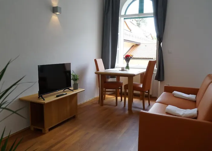 Aparthotel Sneznik Castle Estate Stari Trg pri Lozu