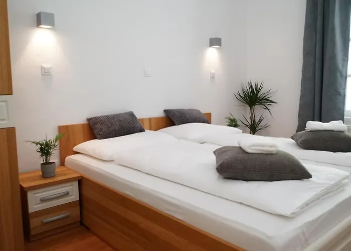 Sneznik Castle Estate Stari Trg pri Lozu